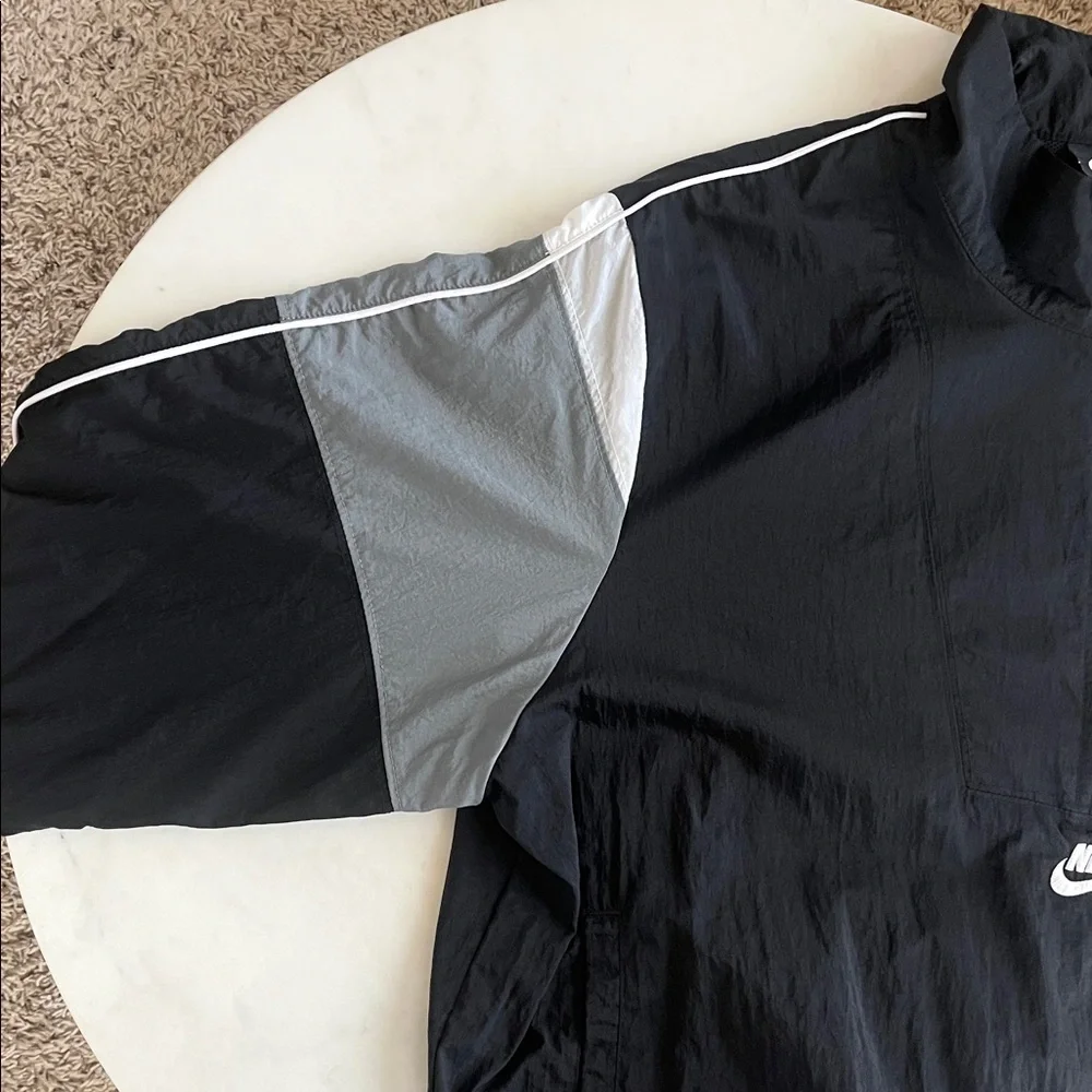 Nike Half-Zip Pullover Jacket Medium Black White Gray Windbreaker Synch Waist - Picture 8 of 16